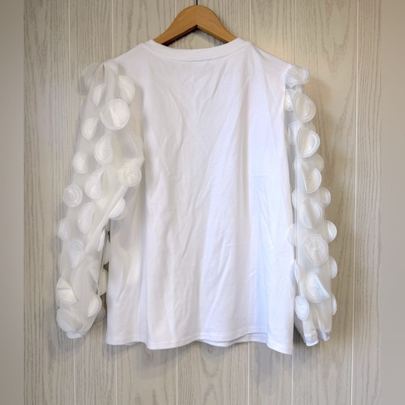 Joh. Mesh Long Sleeve T-Shirt with Circle Trim - White, Size M (NWT) - Picture 4 of 4